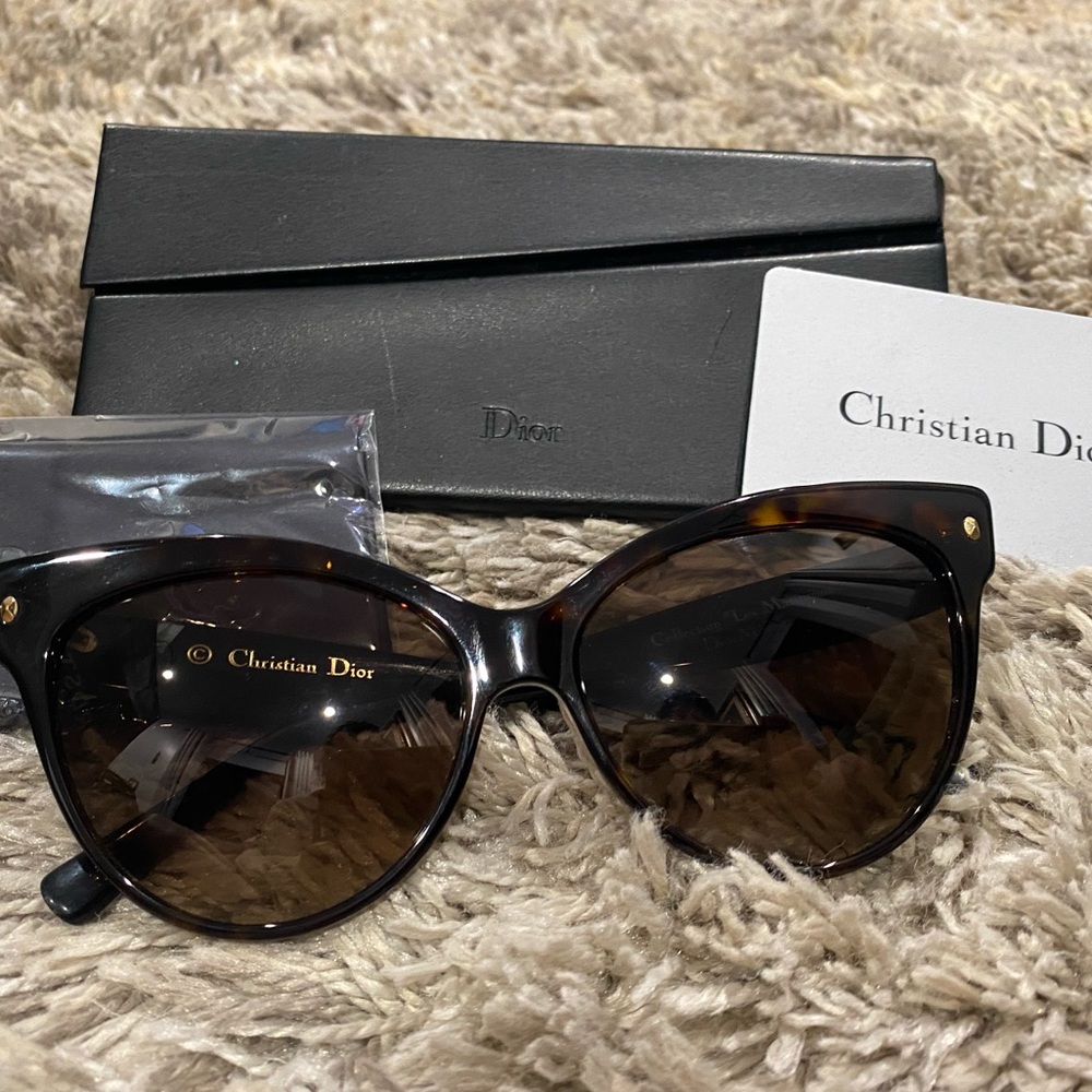 COPY - DIOR ‘les marquises’ sunglasses